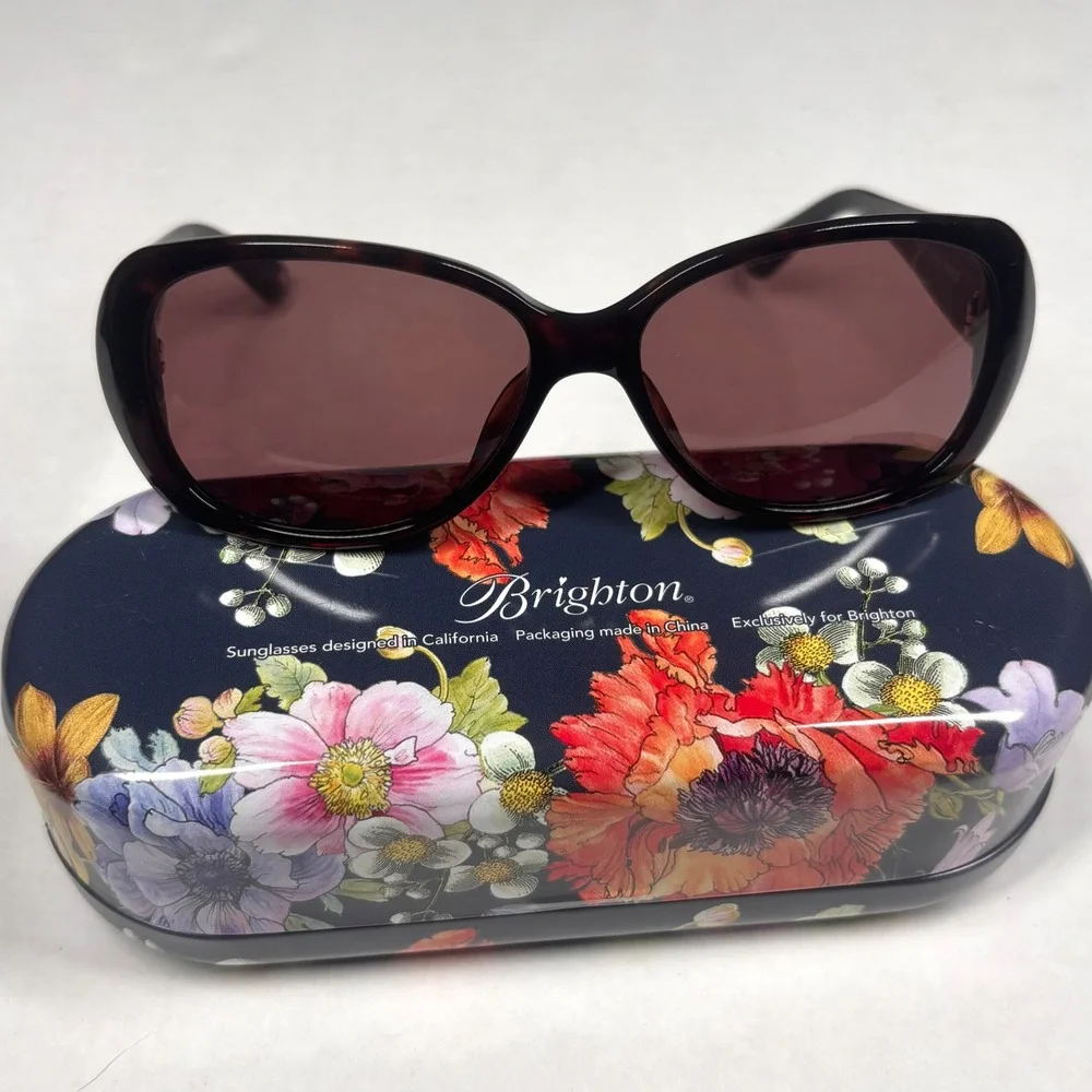 Brighton Neptunes Rings Sunglasses A12537-135 Tortoise Shell Crystal Trim Case